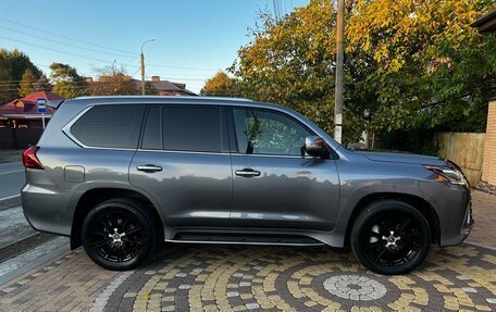 Lexus LX III, 2017 год, 6 990 000 рублей, 10 фотография