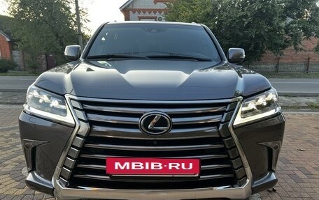 Lexus LX III, 2017 год, 6 990 000 рублей, 2 фотография