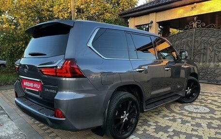 Lexus LX III, 2017 год, 6 990 000 рублей, 8 фотография