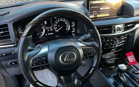 Lexus LX III, 2017 год, 6 990 000 рублей, 17 фотография