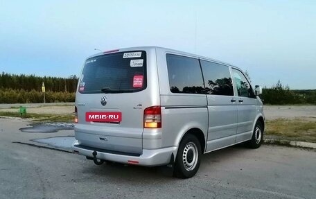 Volkswagen Multivan T5, 2004 год, 1 500 000 рублей, 2 фотография