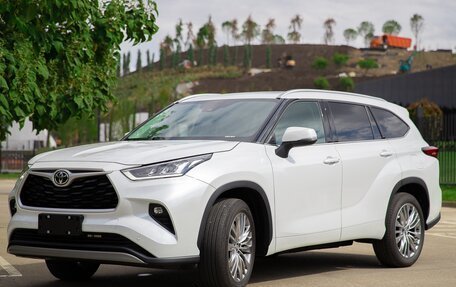 Toyota Highlander, 2024 год, 6 450 000 рублей, 8 фотография