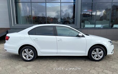 Volkswagen Jetta VI, 2018 год, 1 635 000 рублей, 6 фотография