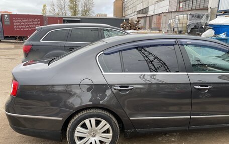 Volkswagen Passat B6, 2006 год, 750 000 рублей, 2 фотография