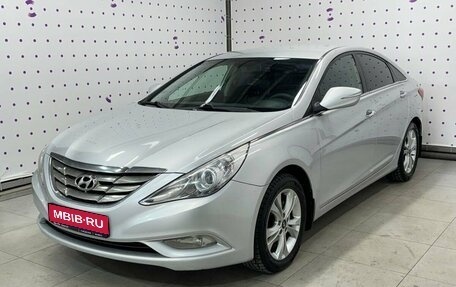 Hyundai Sonata VI, 2011 год, 1 105 000 рублей, 1 фотография