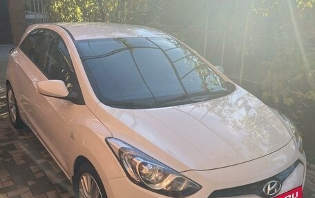 Hyundai i30 II рестайлинг, 2014 год, 1 200 000 рублей, 2 фотография