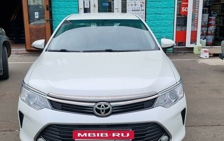 Toyota Camry, 2016 год, 1 750 000 рублей, 5 фотография