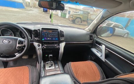 Toyota Land Cruiser 200, 2012 год, 4 200 000 рублей, 7 фотография