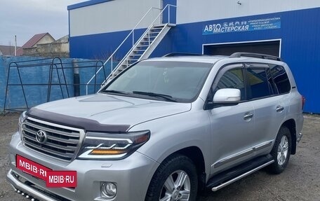 Toyota Land Cruiser 200, 2012 год, 4 200 000 рублей, 9 фотография