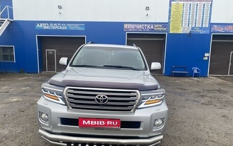 Toyota Land Cruiser 200, 2012 год, 4 200 000 рублей, 12 фотография