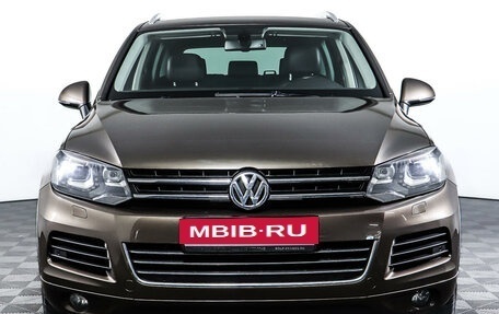 Volkswagen Touareg III, 2013 год, 2 750 000 рублей, 2 фотография