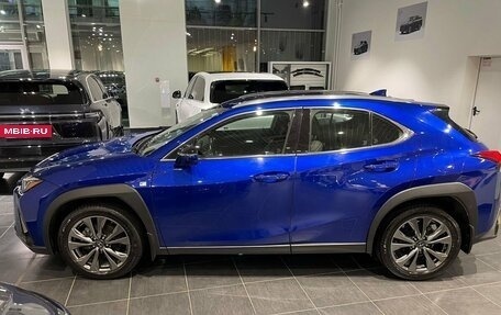 Lexus UX I, 2021 год, 3 900 000 рублей, 9 фотография