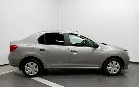 Renault Logan II, 2016 год, 664 000 рублей, 4 фотография