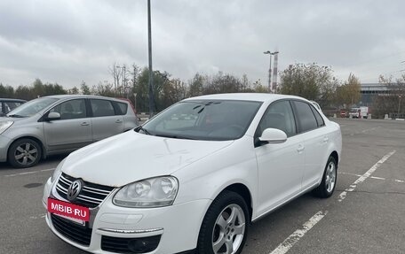 Volkswagen Jetta VI, 2008 год, 790 000 рублей, 2 фотография