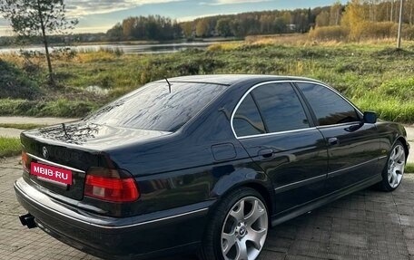 BMW 5 серия, 1998 год, 645 000 рублей, 3 фотография