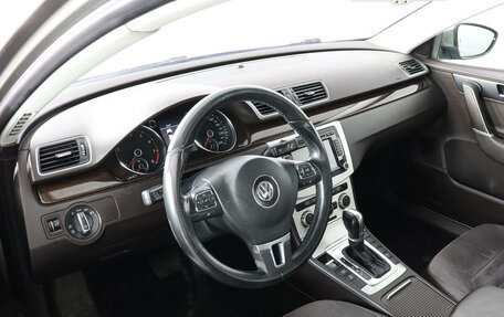 Volkswagen Passat B7, 2013 год, 1 499 000 рублей, 9 фотография