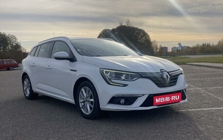 Renault Megane IV, 2018 год, 1 555 000 рублей, 2 фотография