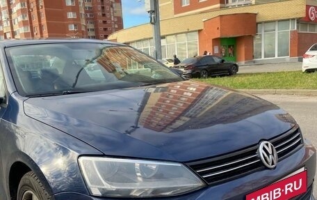 Volkswagen Jetta VI, 2011 год, 1 000 000 рублей, 9 фотография