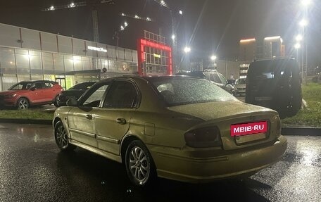 Hyundai Sonata IV рестайлинг, 2001 год, 194 000 рублей, 4 фотография