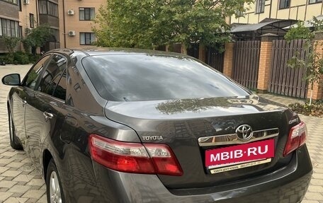 Toyota Camry, 2010 год, 1 560 000 рублей, 4 фотография