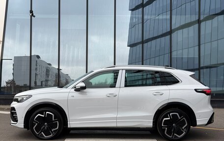 Volkswagen Tiguan, 2024 год, 5 990 000 рублей, 7 фотография