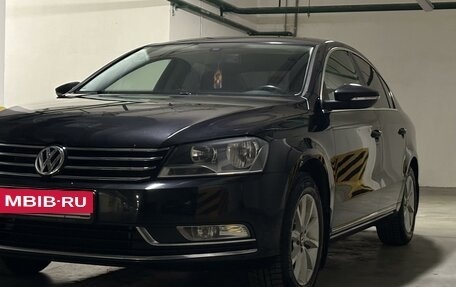 Volkswagen Passat B7, 2011 год, 1 350 000 рублей, 2 фотография