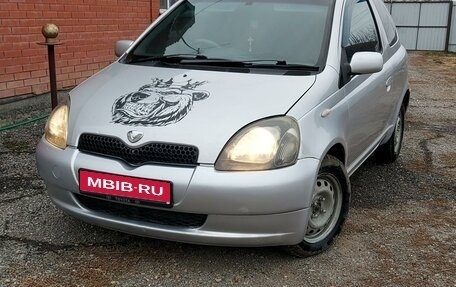 Toyota Vitz, 2000 год, 420 000 рублей, 1 фотография