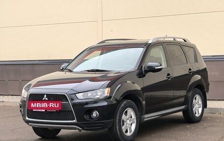 Mitsubishi Outlander III рестайлинг 3, 2010 год, 1 250 000 рублей, 3 фотография