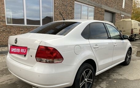 Volkswagen Polo VI (EU Market), 2013 год, 860 000 рублей, 3 фотография