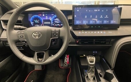 Toyota Camry, 2024 год, 5 300 000 рублей, 18 фотография