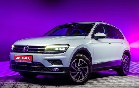 Volkswagen Tiguan II, 2019 год, 2 810 000 рублей, 1 фотография