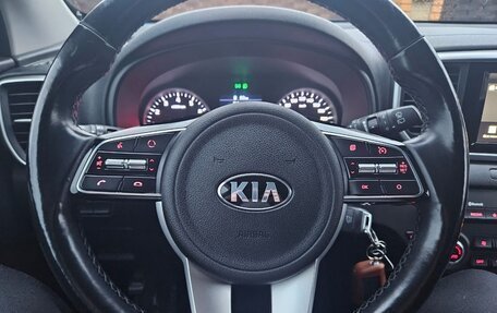 KIA Sportage IV рестайлинг, 2018 год, 2 590 000 рублей, 9 фотография