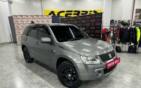 Suzuki Escudo III, 2005 год, 899 000 рублей, 1 фотография