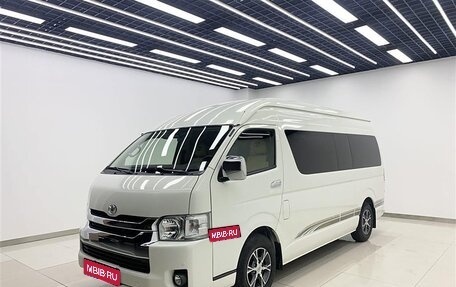 Toyota HiAce H300, 2020 год, 4 600 000 рублей, 1 фотография