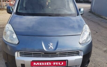 Peugeot Partner II рестайлинг 2, 2012 год, 750 000 рублей, 1 фотография