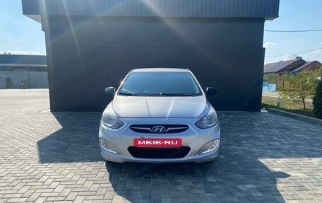 Hyundai Solaris II рестайлинг, 2011 год, 1 025 000 рублей, 2 фотография