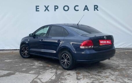 Volkswagen Polo VI (EU Market), 2011 год, 650 000 рублей, 3 фотография