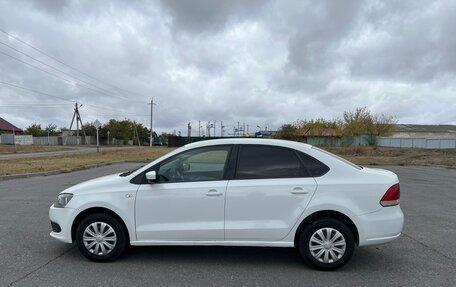 Volkswagen Polo VI (EU Market), 2013 год, 650 000 рублей, 2 фотография