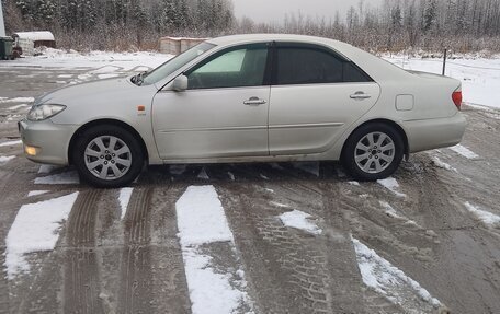 Toyota Camry V40, 2005 год, 720 000 рублей, 11 фотография