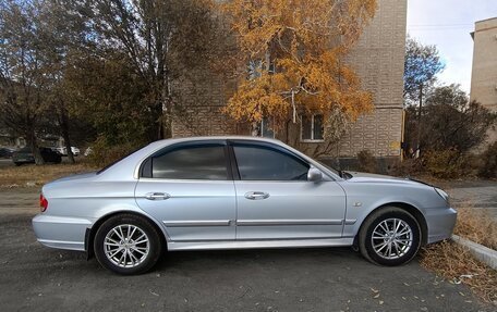 Hyundai Sonata IV рестайлинг, 2005 год, 530 000 рублей, 4 фотография