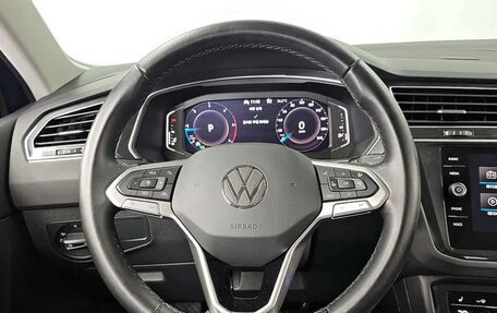 Volkswagen Tiguan II, 2021 год, 4 080 000 рублей, 12 фотография