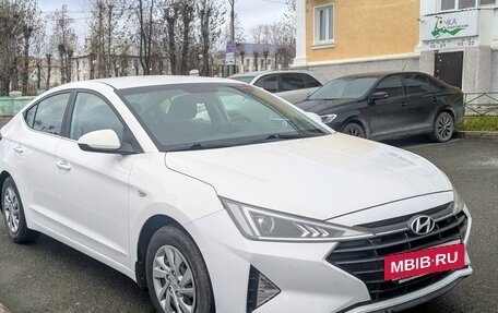 Hyundai Elantra VI рестайлинг, 2020 год, 1 890 000 рублей, 3 фотография