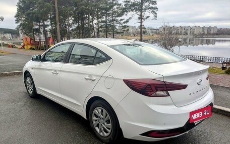 Hyundai Elantra VI рестайлинг, 2020 год, 1 890 000 рублей, 7 фотография