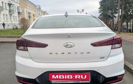 Hyundai Elantra VI рестайлинг, 2020 год, 1 890 000 рублей, 6 фотография