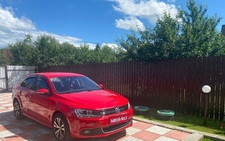 Volkswagen Jetta VI, 2014 год, 1 270 000 рублей, 1 фотография