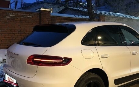 Porsche Macan I рестайлинг, 2017 год, 3 350 000 рублей, 2 фотография