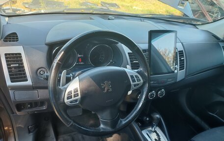 Peugeot 4007, 2011 год, 1 135 000 рублей, 13 фотография