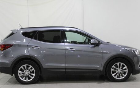 Hyundai Santa Fe III рестайлинг, 2016 год, 2 390 000 рублей, 4 фотография