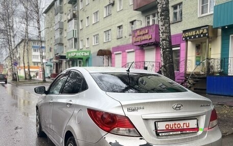 Hyundai Solaris II рестайлинг, 2013 год, 750 000 рублей, 3 фотография