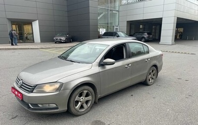 Volkswagen Passat B7, 2012 год, 999 000 рублей, 1 фотография